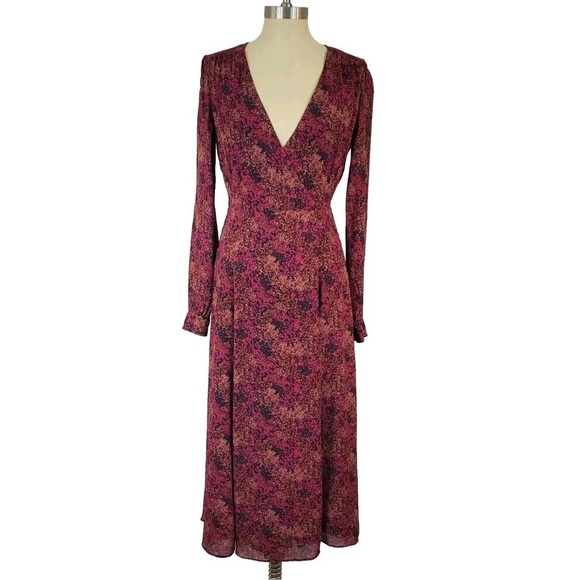 Aritzia Dresses & Skirts - Wilfred by Aritzia Floral Wrap Dress